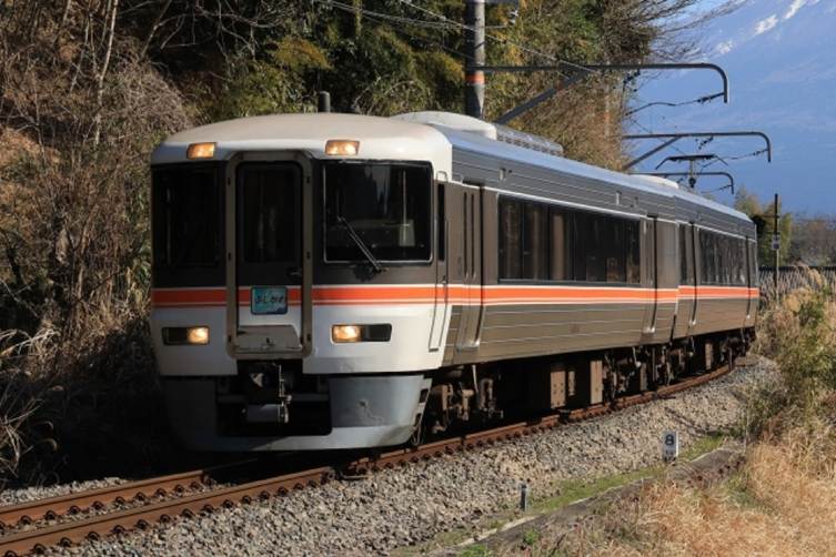 鉄道 公共交通